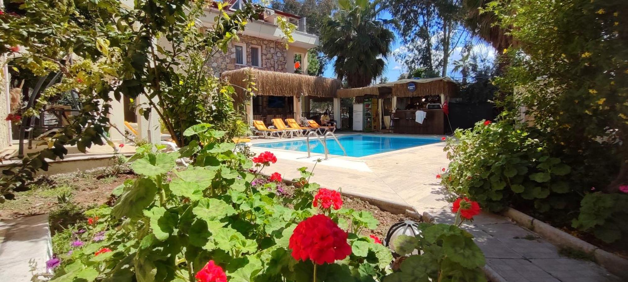 çileks apart otel Fethiye Exterior foto