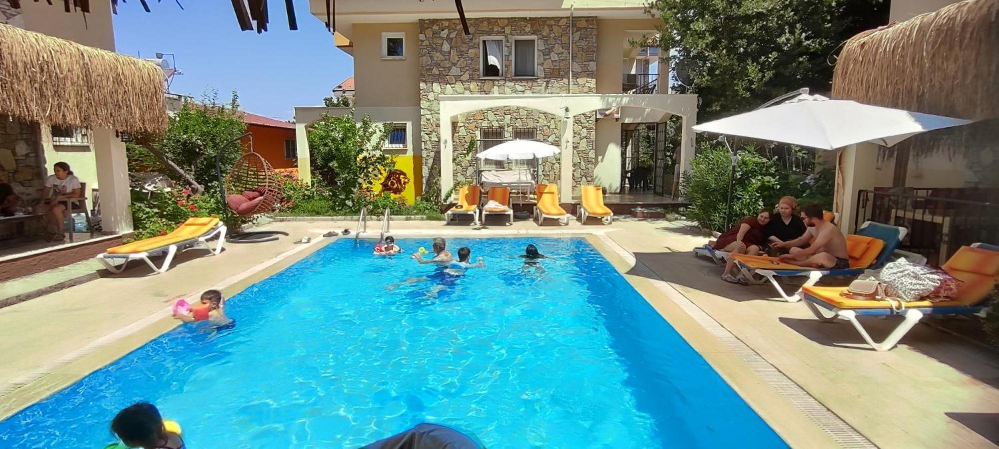 çileks apart otel Fethiye Exterior foto